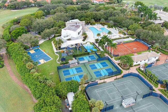 Building Photo - 7081 Mallorca Crescent
