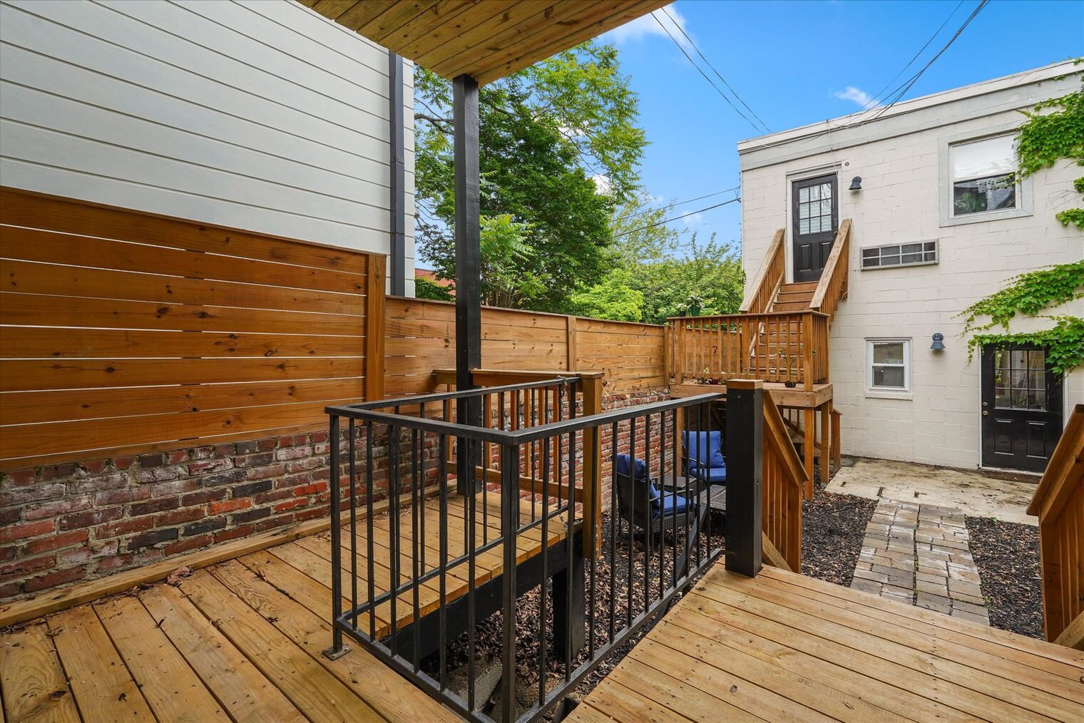 Building Photo - 229 8th St NE