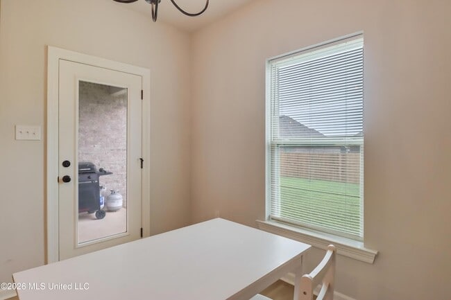 Building Photo - 11415 Oak Alley Dr