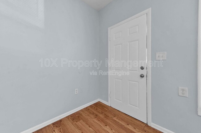 Building Photo - 1803 S 6th St