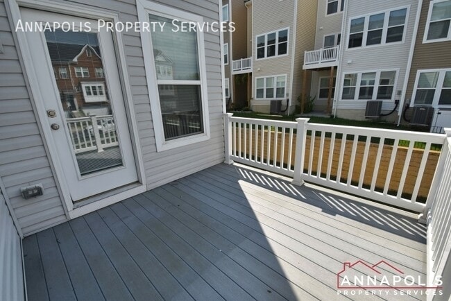 Building Photo - 7736 Cresap Ln
