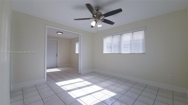 Building Photo - 7410 SW 37th St