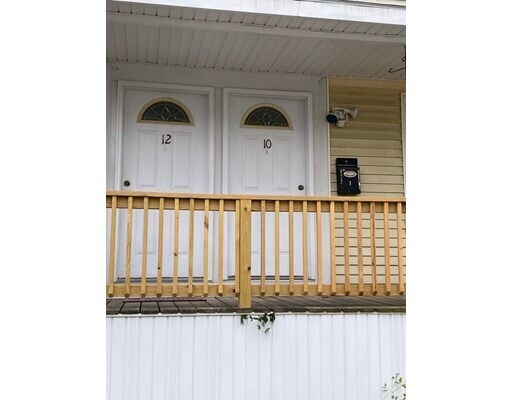 Building Photo - 10-12 Bourne St