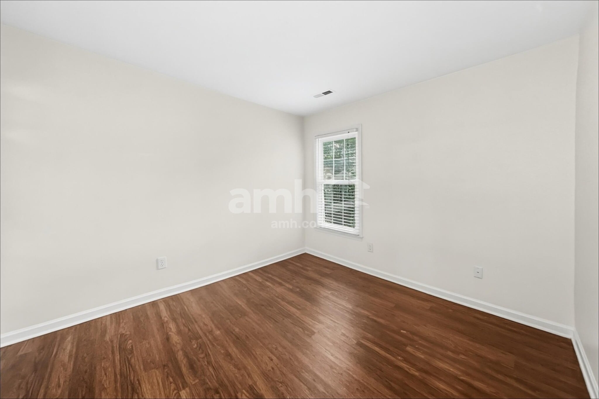 Building Photo - 4601 Heritage Woods Dr