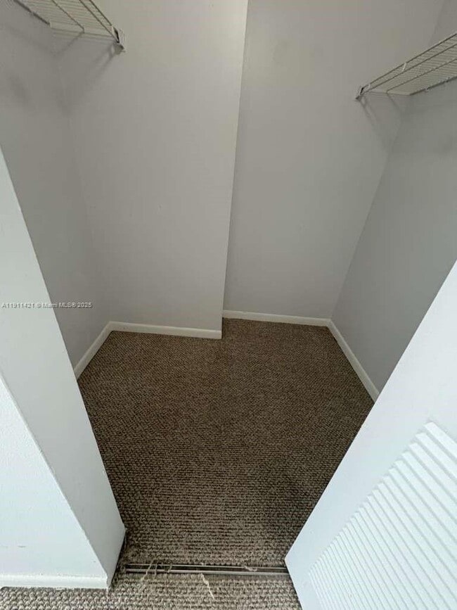 Building Photo - 7601 E Treasure Dr