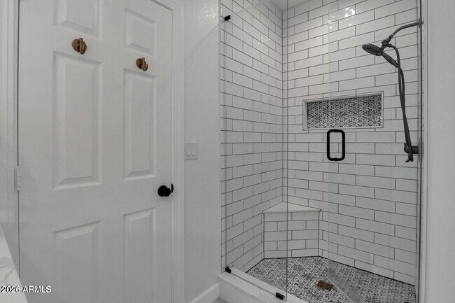 Building Photo - 11765 N 112th St