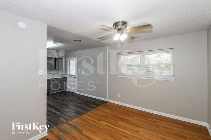 Building Photo - 5152 Rolling Fields Dr