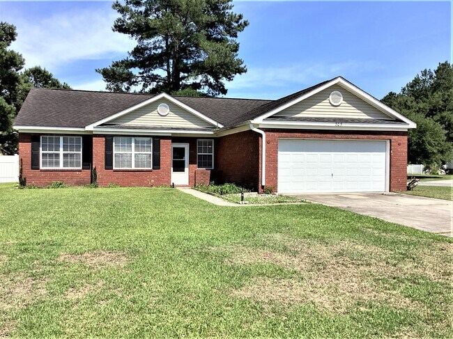 Building Photo - 305 Antigua Dr