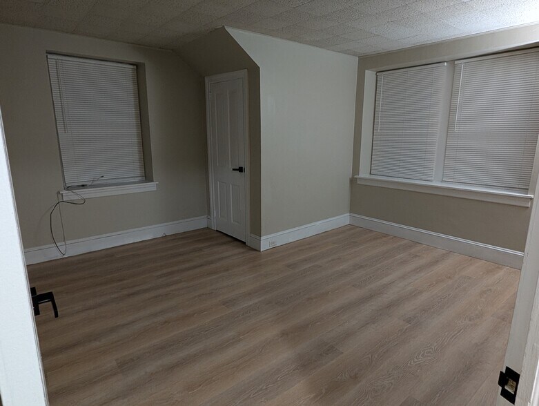 Bedroom 2 - 1109 W James St