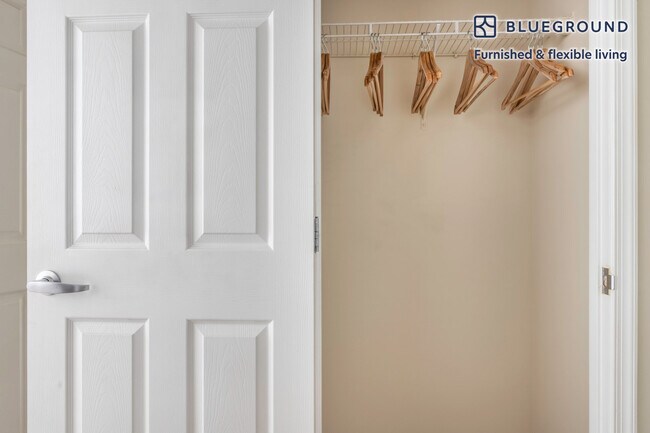 Building Photo - 2400 M St NW