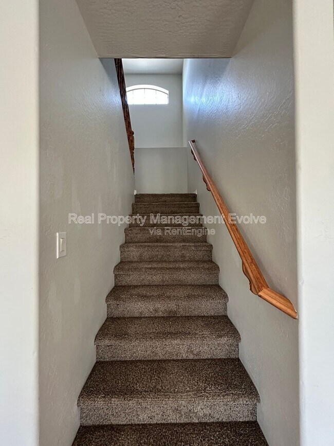 Building Photo - 9707 S 45th Ave