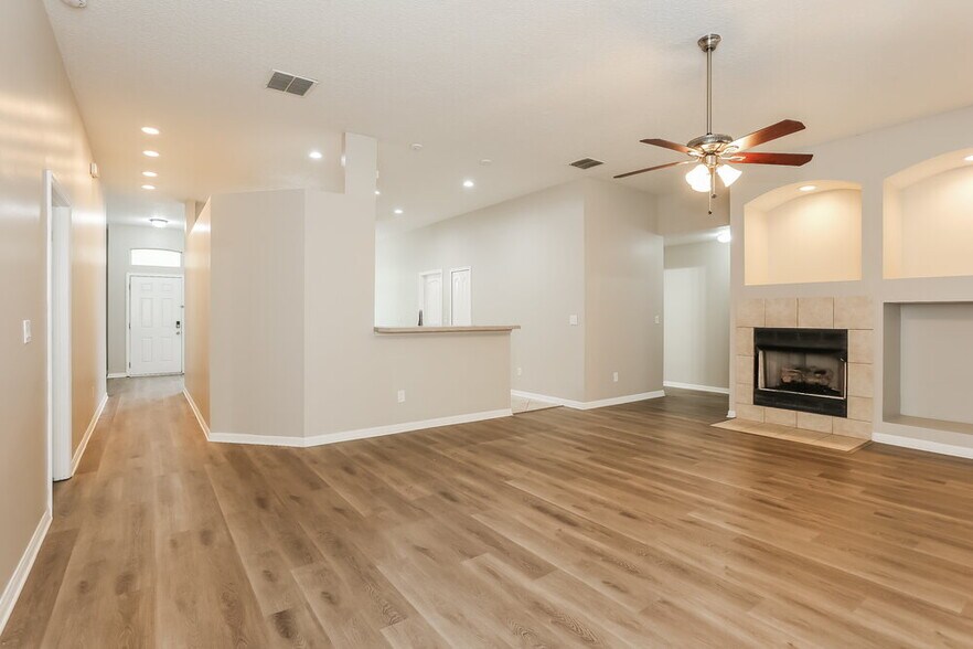 Building Photo - 923 Mystic Harbor Dr