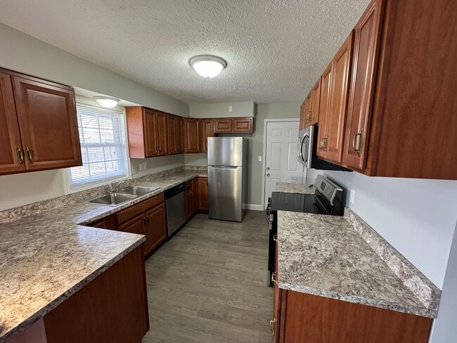 Building Photo - Four Bedroom Available in April - West Lafayette School District