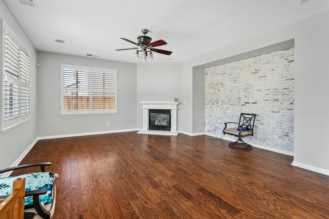 Building Photo - 507 Burk Pl
