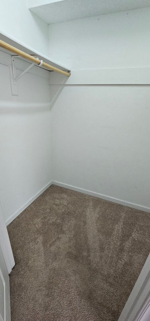 Building Photo - Stop Looking, Start Living!! Apply today