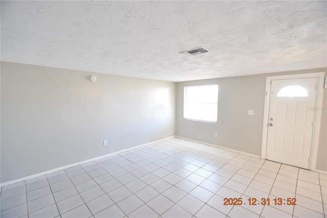 Building Photo - 3518 Umber Rd