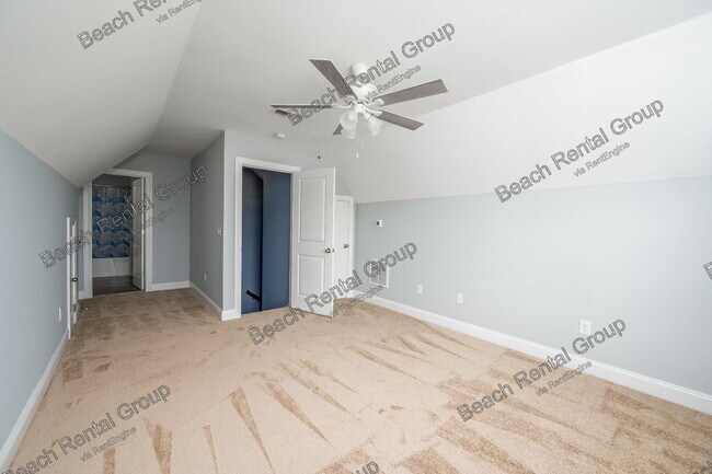 Building Photo - 5905 Lazio Ct