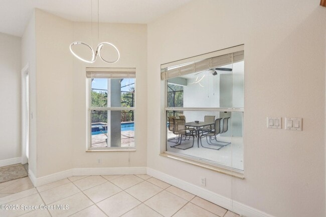 Building Photo - 929 Hialeah St