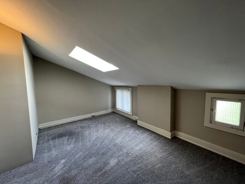 Building Photo - 2349 Wheeler St