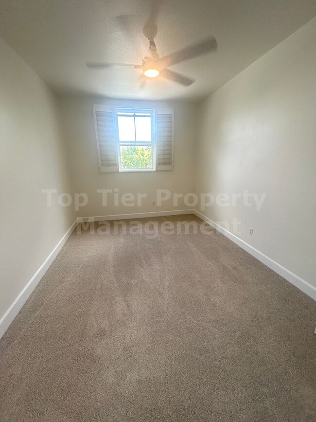 Building Photo - ***Gorgeous 4 bed / 3 bath / 2,585 sqft House in Calavera Hills - Available 07/01***