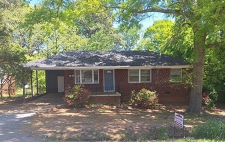 Building Photo - 412 Azalea Dr