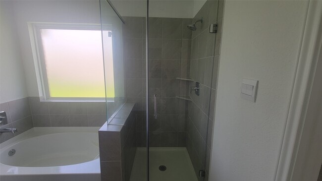 Building Photo - 5108 Marcasca Dr