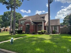 Building Photo - 16903 River Willow Dr