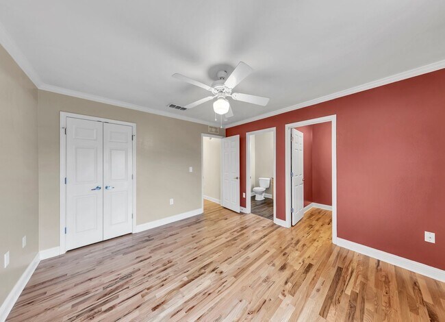 Building Photo - MOVE IN SPECIAL...$150 off your first mont...