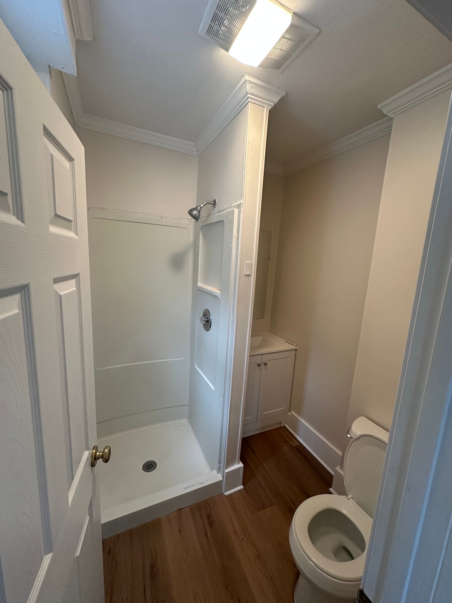 Building Photo - 19 Butterfield St