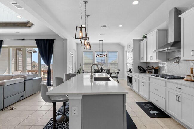 Building Photo - 1606 Brass Canyon