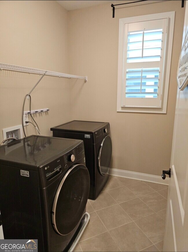 Building Photo - 609 Tulip Poplar Dr