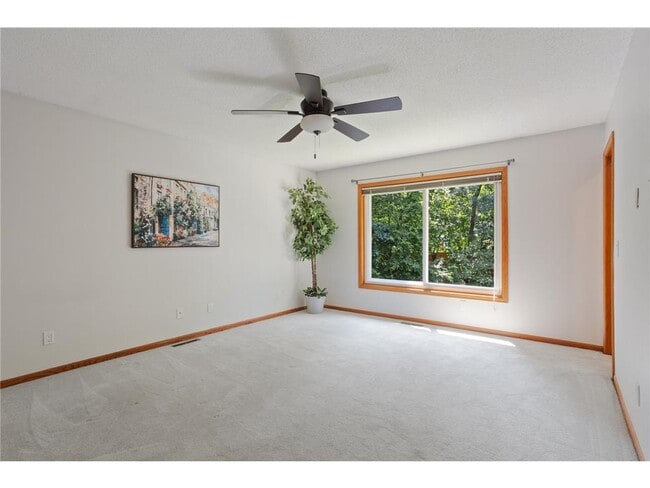 Building Photo - 18525 County Rd 24