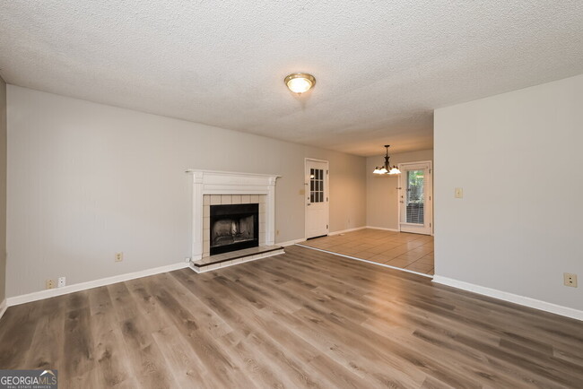 Building Photo - 4304 Bay Meadows Dr