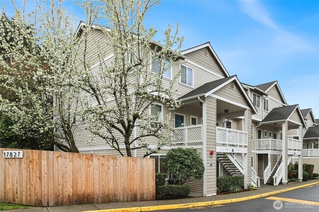 Building Photo - 17827 80th Ave NE