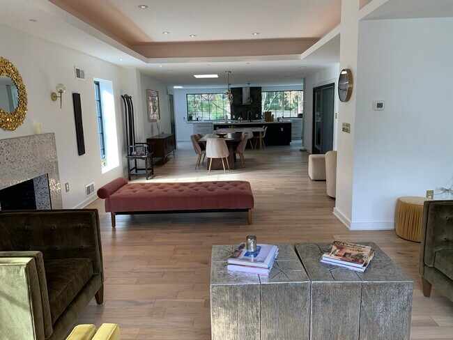 Building Photo - 4214 50th St NW