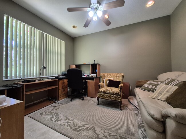 Building Photo - 12654 Via Ravenna