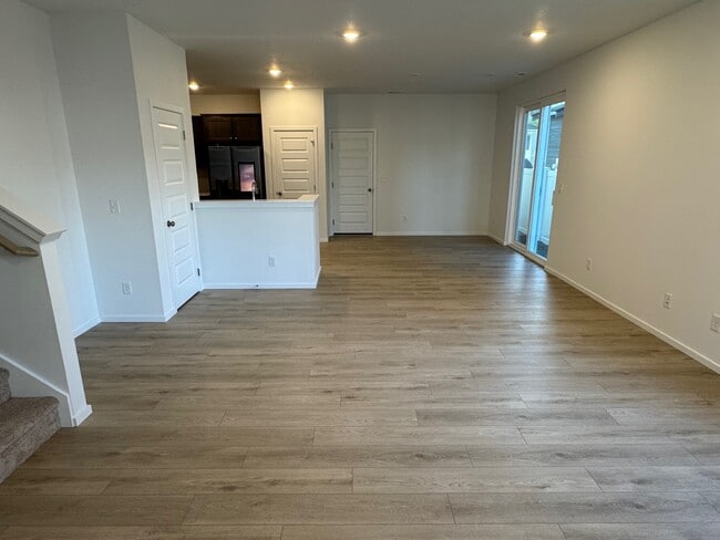 Building Photo - 24884 E Snowy Owl Lp