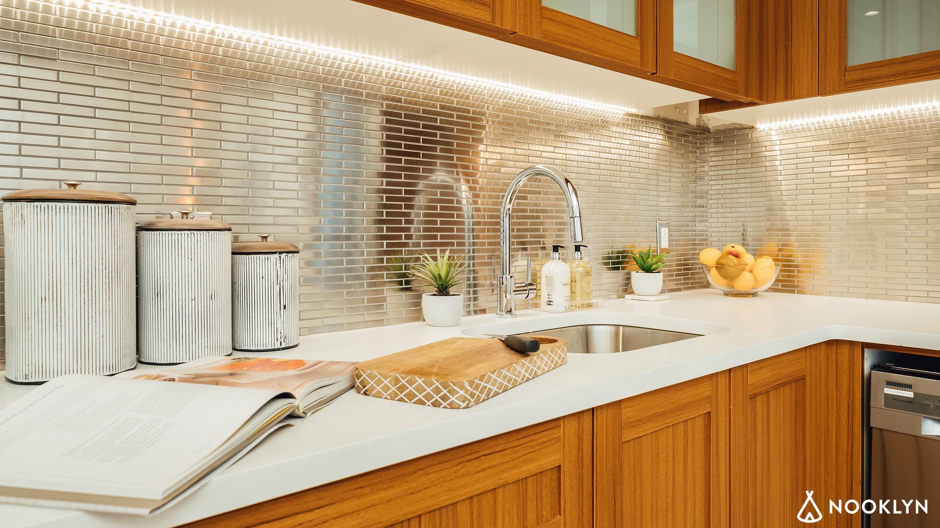 Building Photo - 1538 New York Ave