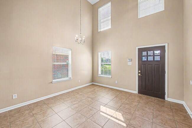 Building Photo - 18114 Sorrell Oaks Ln