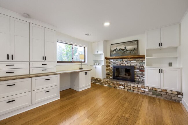 Building Photo - South Boulder Stunner | Fully Remodeled 4BD Retreat with Incredible Backyard - Available August 1!