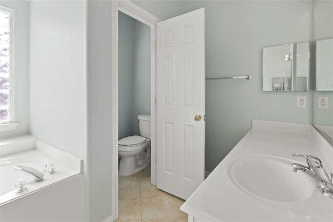 Building Photo - 10311 Sawyers Crossing Ln