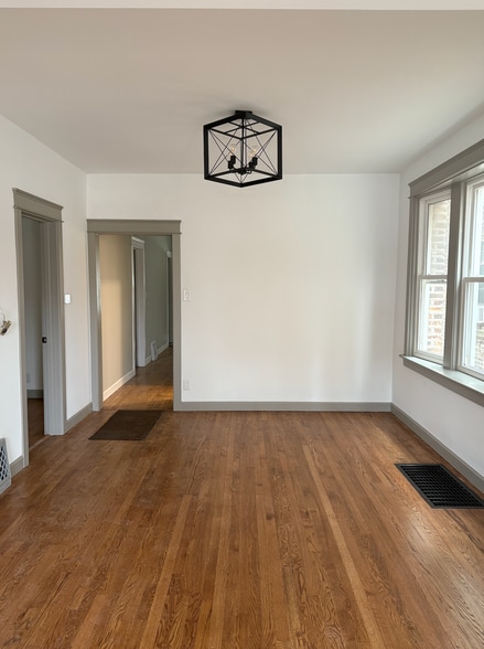 Building Photo - 2215 Elmwood Ave