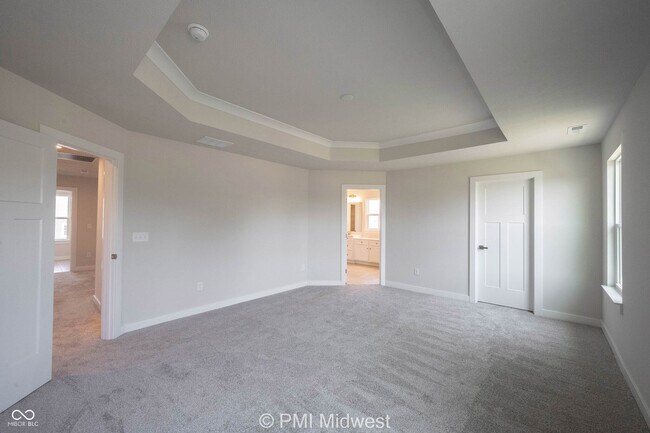 Building Photo - 581 Roosevelt St