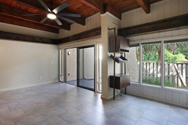 Building Photo - 115 Tomoka Trail