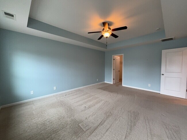 Building Photo - 292 Calm Water Way