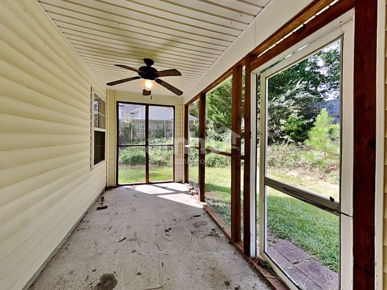 Building Photo - 1103 Poplar Ridge Rd