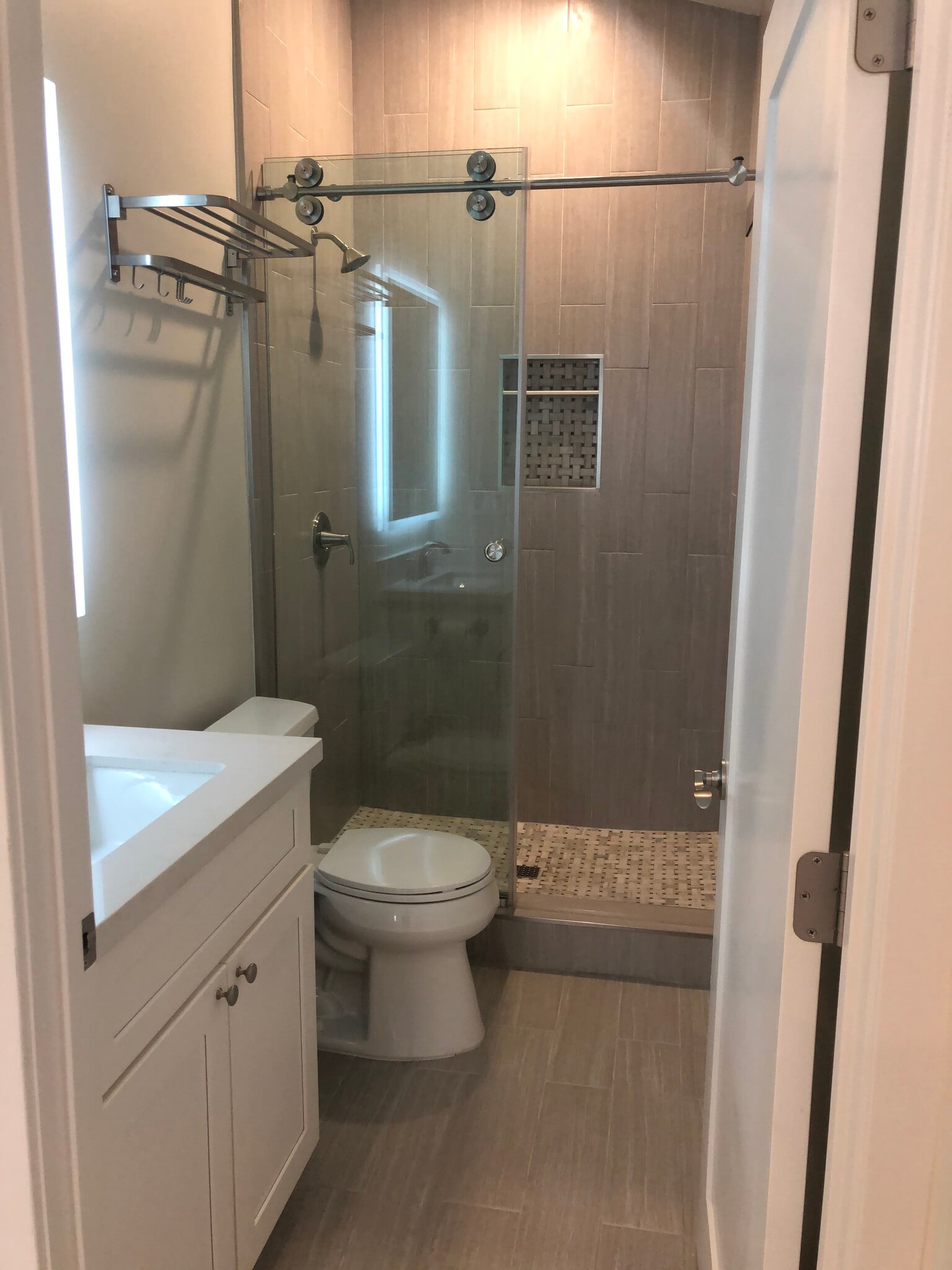 Building Photo - 6140 W 74th St