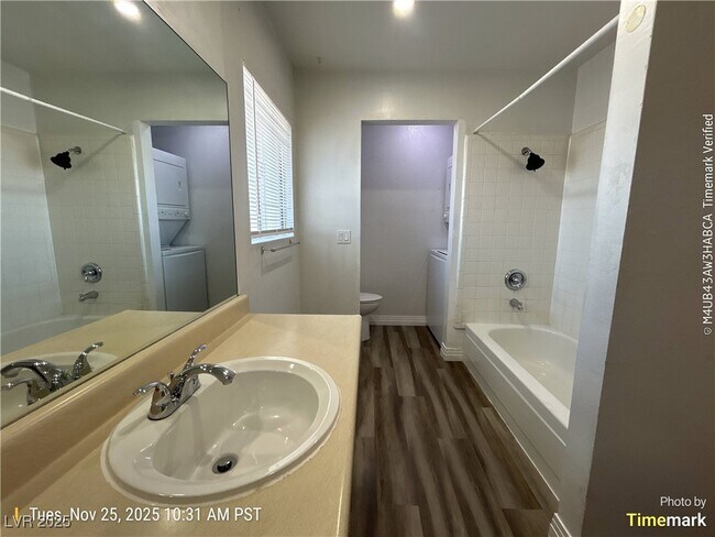 Building Photo - 516 Sellers Pl