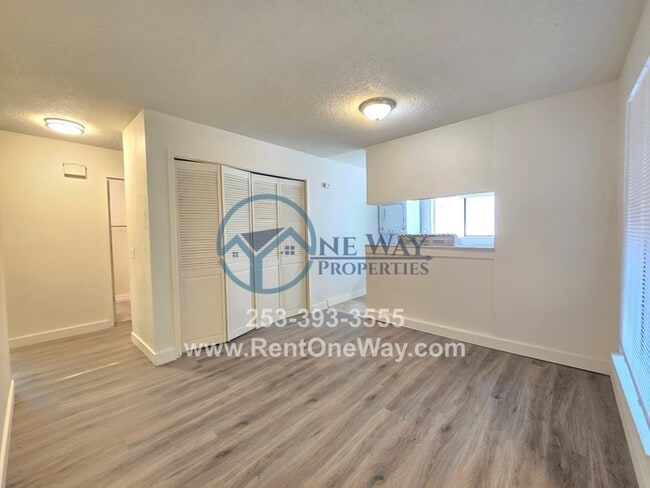 Building Photo - 2604 92nd St S