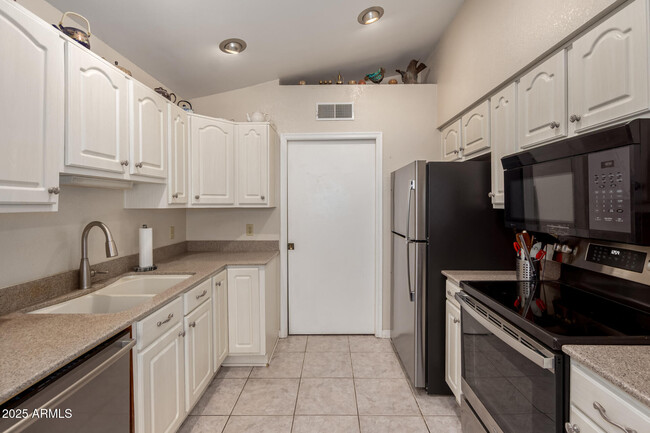 Building Photo - 3709 W Carol Ann Way